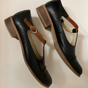 Vero Cuoio Mary-Jane European 39 shoes black brown buckle wingtip leather